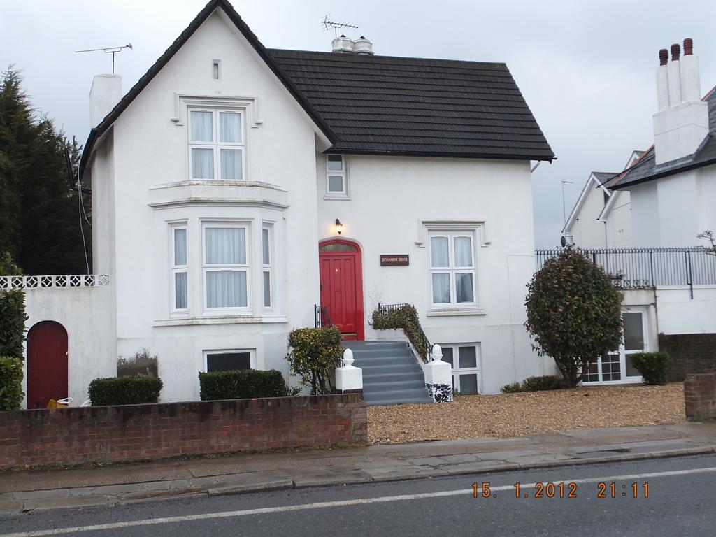 Jessamine House Hotel Gravesend Exterior photo